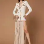 WOMEN'S KNITTED SWEATER