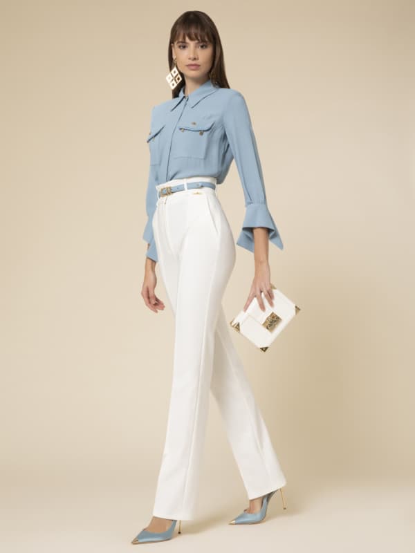 Trousers in diagonal weave technical fabric