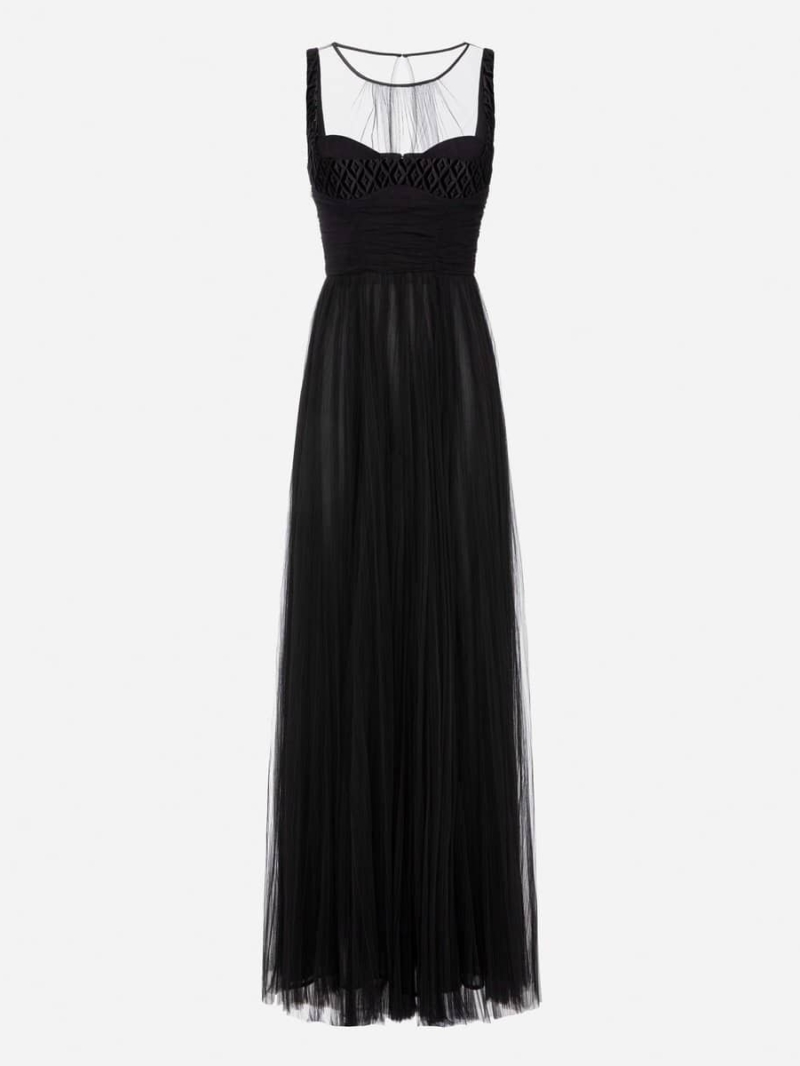 Red Carpet dress in pleated tulle fabric