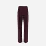 Trousers in lightweight crêpe fabric with darts