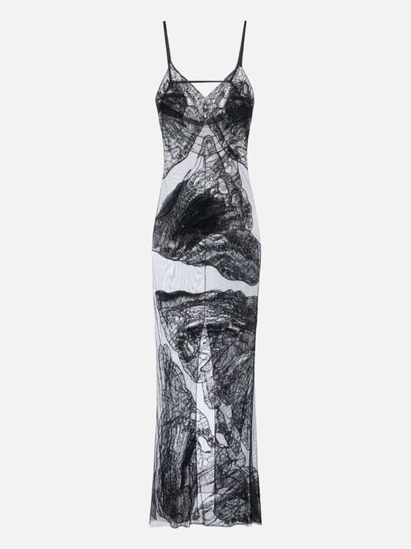 Red Carpet dress in tulle fabric with embroideries
